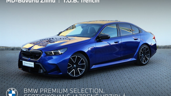 BMW M5 Sedan