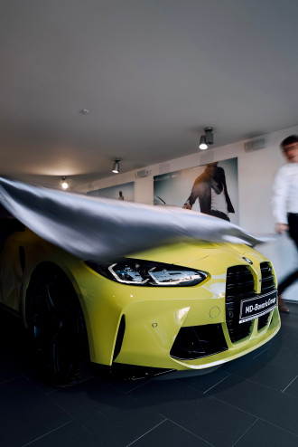 Tomáš Maštalír si prevzal kľúče od BMW M3 Competition M xDrive.