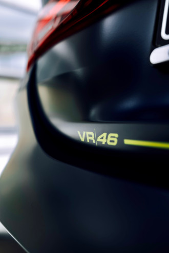 Odovzdali sme unikátne vozidlo. BMW M4 CS Edition VR46.