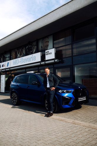 Tomáš Maštalír si prevzal faceliftované BMW X5 M Competition.