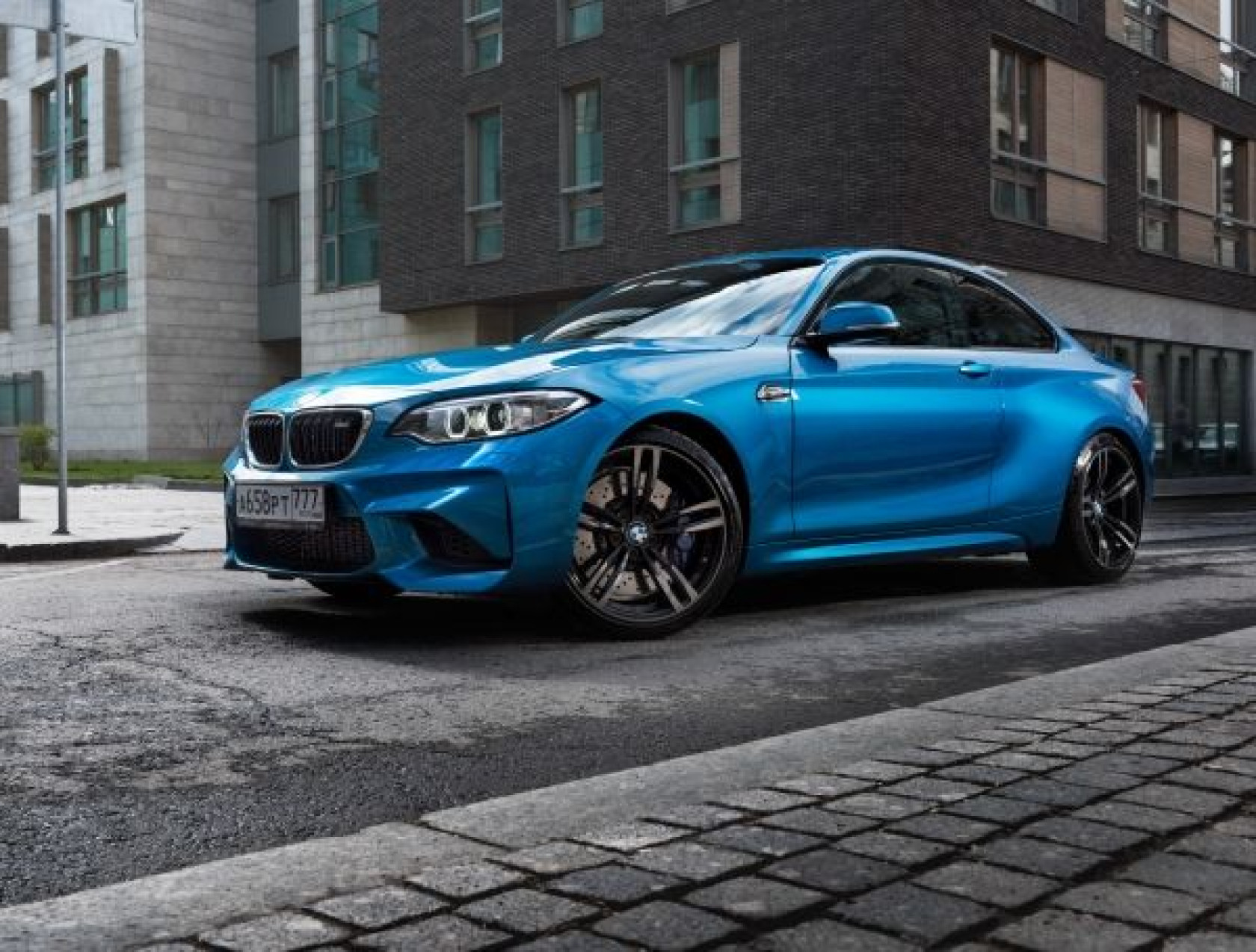 BMW získalo prestížne ocenenie ZLATÝ VOLANT 2016.