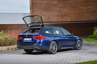 Nové BMW radu 5 Touring. Dynamické, všestranné, inteligentné..