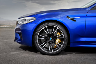 Nové BMW M5