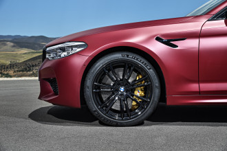 Nové BMW M5