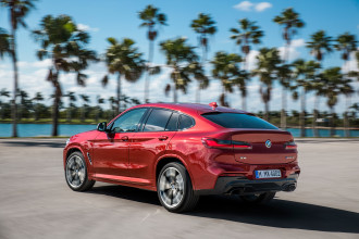 Nové BMW X4.