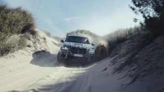 Nové BMW X5 na zaťažkávacej skúške od polárneho kruhu až po Južnú Afriku.