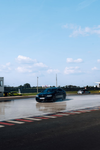 Ultimate Driving Academy by MD-Bavaria Group