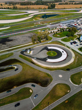 Ultimate Driving Academy by MD-Bavaria Group