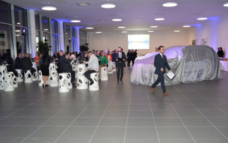 Exkluzívna premiéra štyroch vozidiel BMW