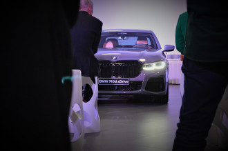 Exkluzívna premiéra štyroch vozidiel BMW