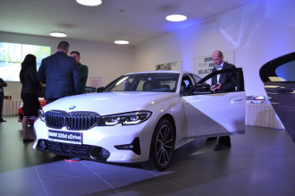 Exkluzívna premiéra štyroch vozidiel BMW
