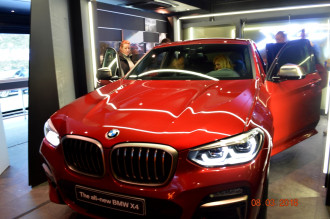 BMW GENERATION X TOUR