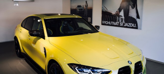 Tomáš Maštalír si prevzal kľúče od BMW M3 Competition M xDrive.