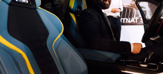 Tomáš Maštalír si prevzal kľúče od BMW M3 Competition M xDrive.