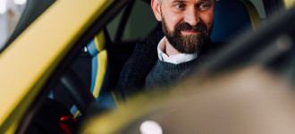 Tomáš Maštalír si prevzal kľúče od BMW M3 Competition M xDrive.