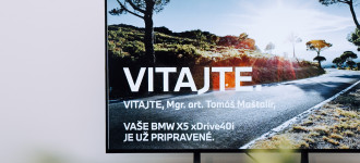 Slávnostné odovzdanie BMW X5 Tomášovi Maštalírovi.