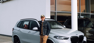 Slávnostné odovzdanie BMW X5 Tomášovi Maštalírovi.