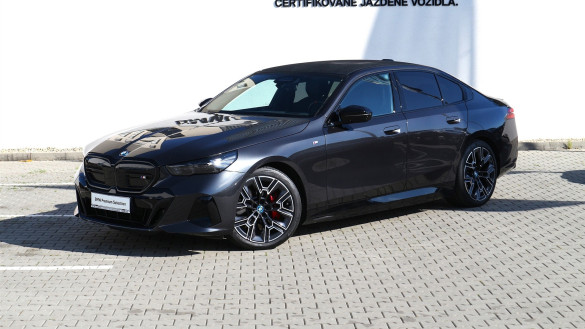BMW i5 M60 xDrive