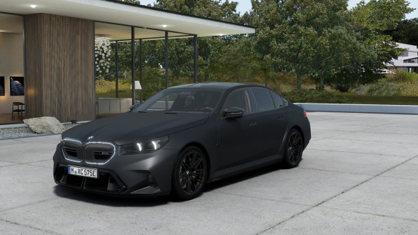 BMW M5 Sedan