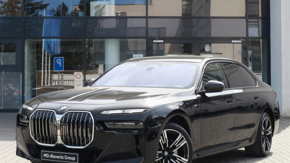 BMW 740d xDrive Sedan