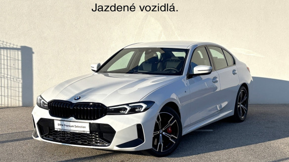 BMW 320i xDrive Sedan