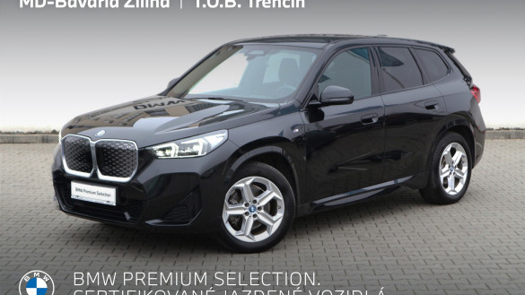 BMW iX1 xDrive30