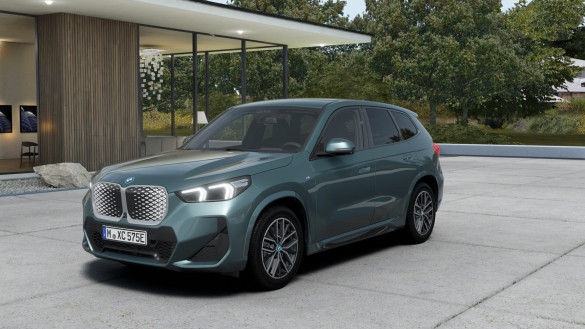 BMW iX1 xDrive30