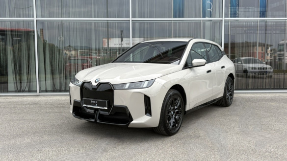 BMW iX xDrive45 - Loyalty program