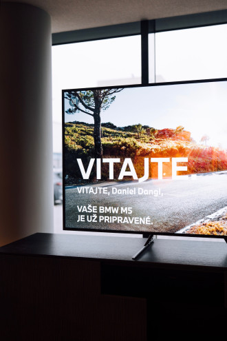 Dano Dangl si prevzal nové BMW M5 v Individual farbe Frozen Deep Grey.