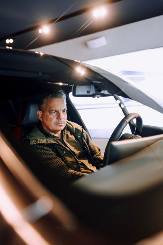 Dano Dangl si prevzal nové BMW M5 v Individual farbe Frozen Deep Grey.